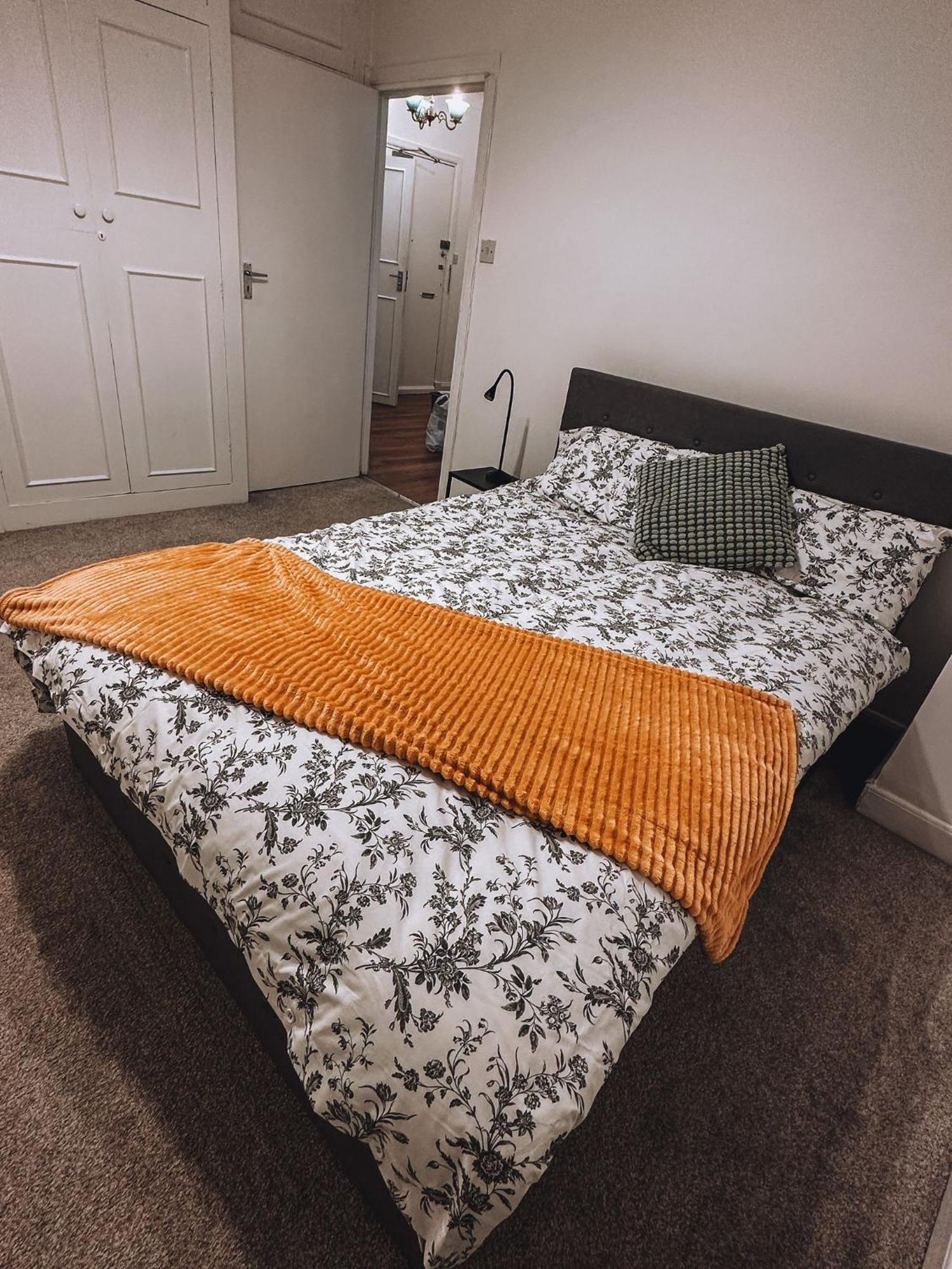Cosy 2 Bedroom Apartment In Swiss Cottage. London Kültér fotó